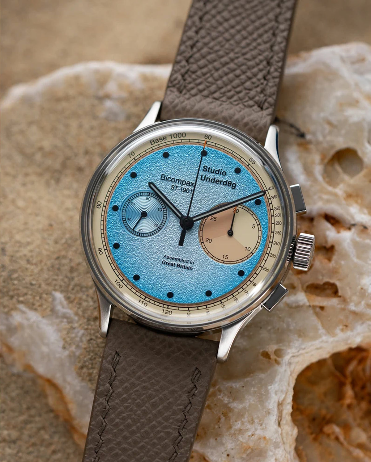 Studio Underd0g 01SERIES Desert Sky Gen3 watch - wrist shot