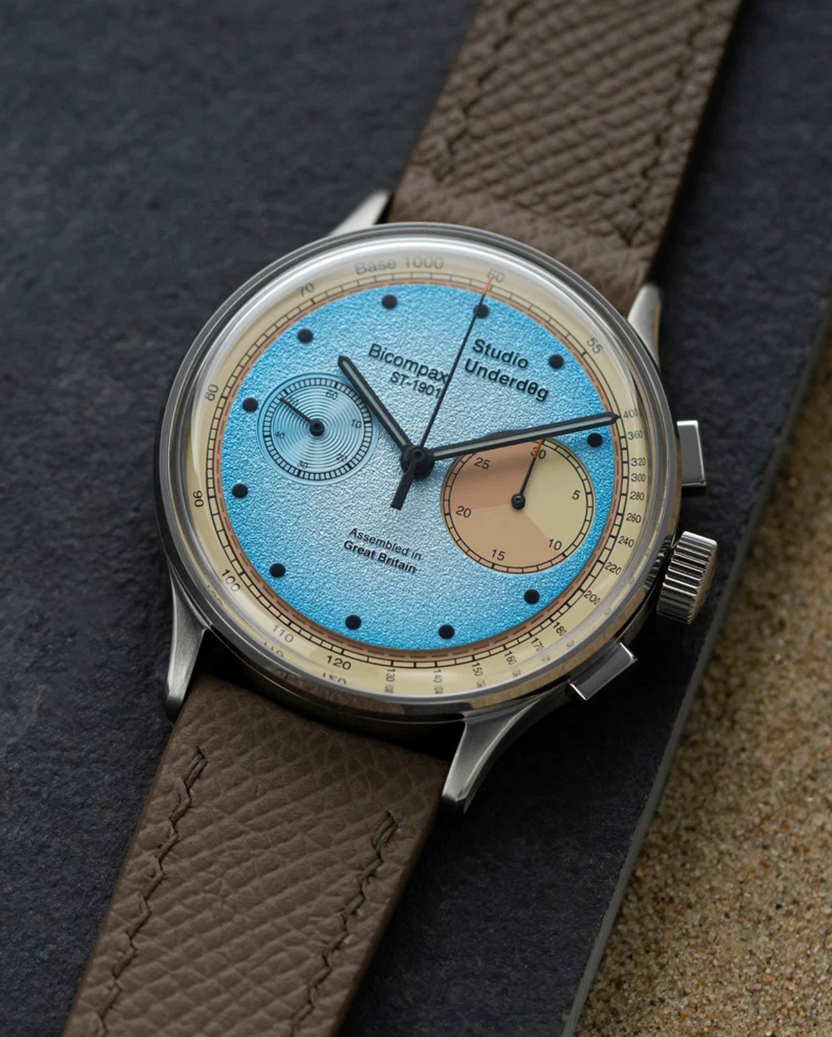 Studio Underd0g 01SERIES Desert Sky Gen3 watch - lifestyle shot