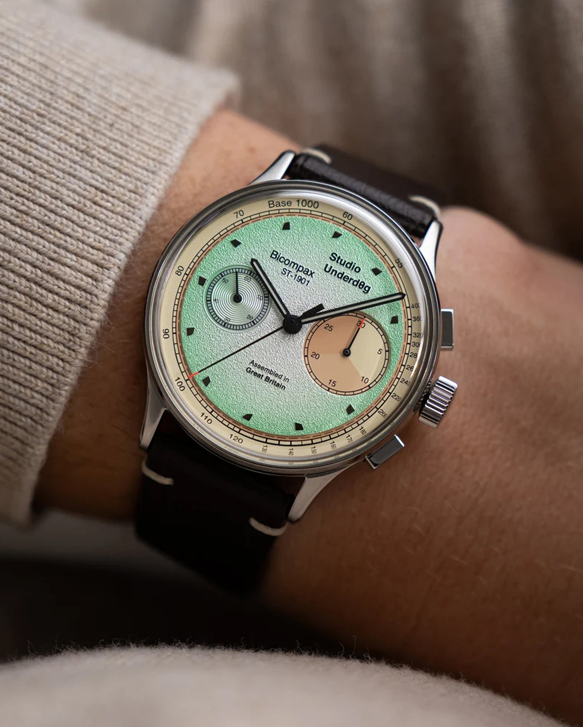 Studio Underd0g 01SERIES Mint Ch0c Chip Gen3 watch - detail view