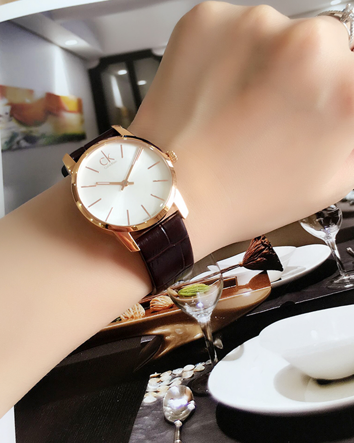 Calvin Klein City K2G23520 (Gold-Tone)