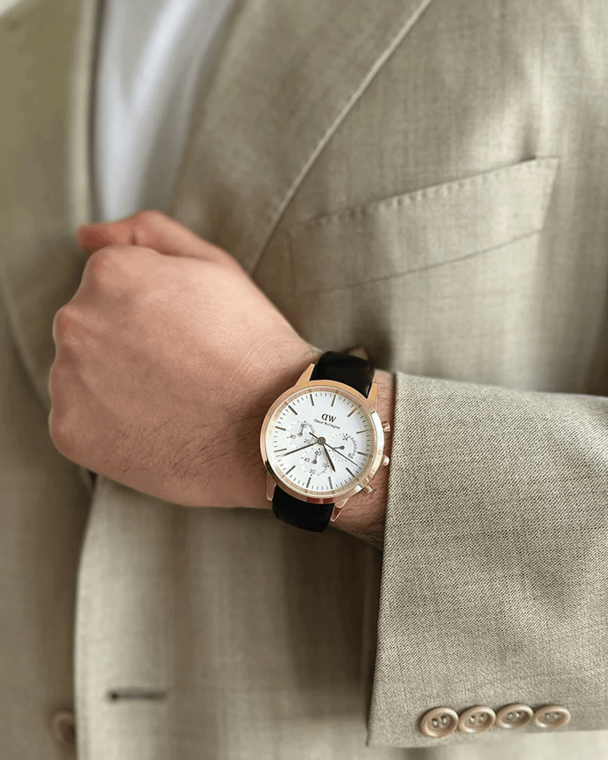 Daniel Wellington Sheffield DW00100646 watch, black Napa leather strap detail