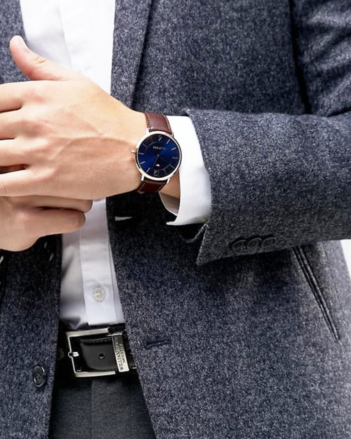 Tommy Hilfiger James 1710354 watch, dark blue dial, two-tone steel/gold case - detail view