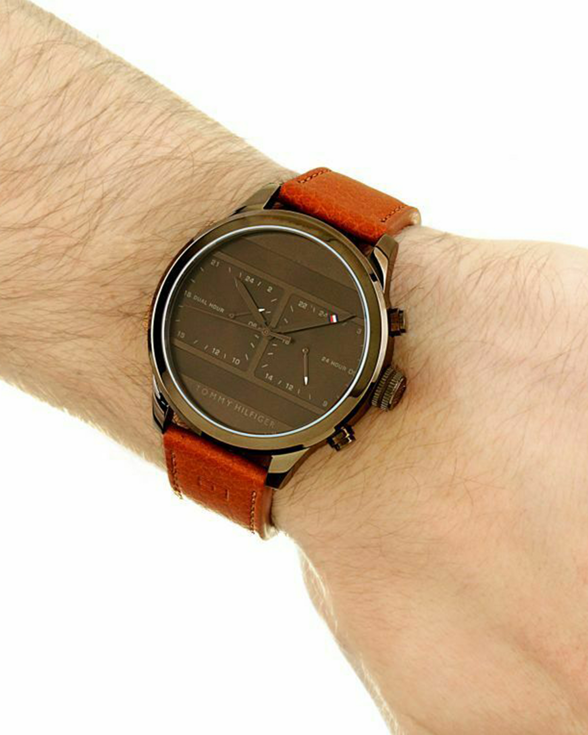 Tommy Hilfiger Icon 1791594 brown stainless steel watch with leather strap - detail view