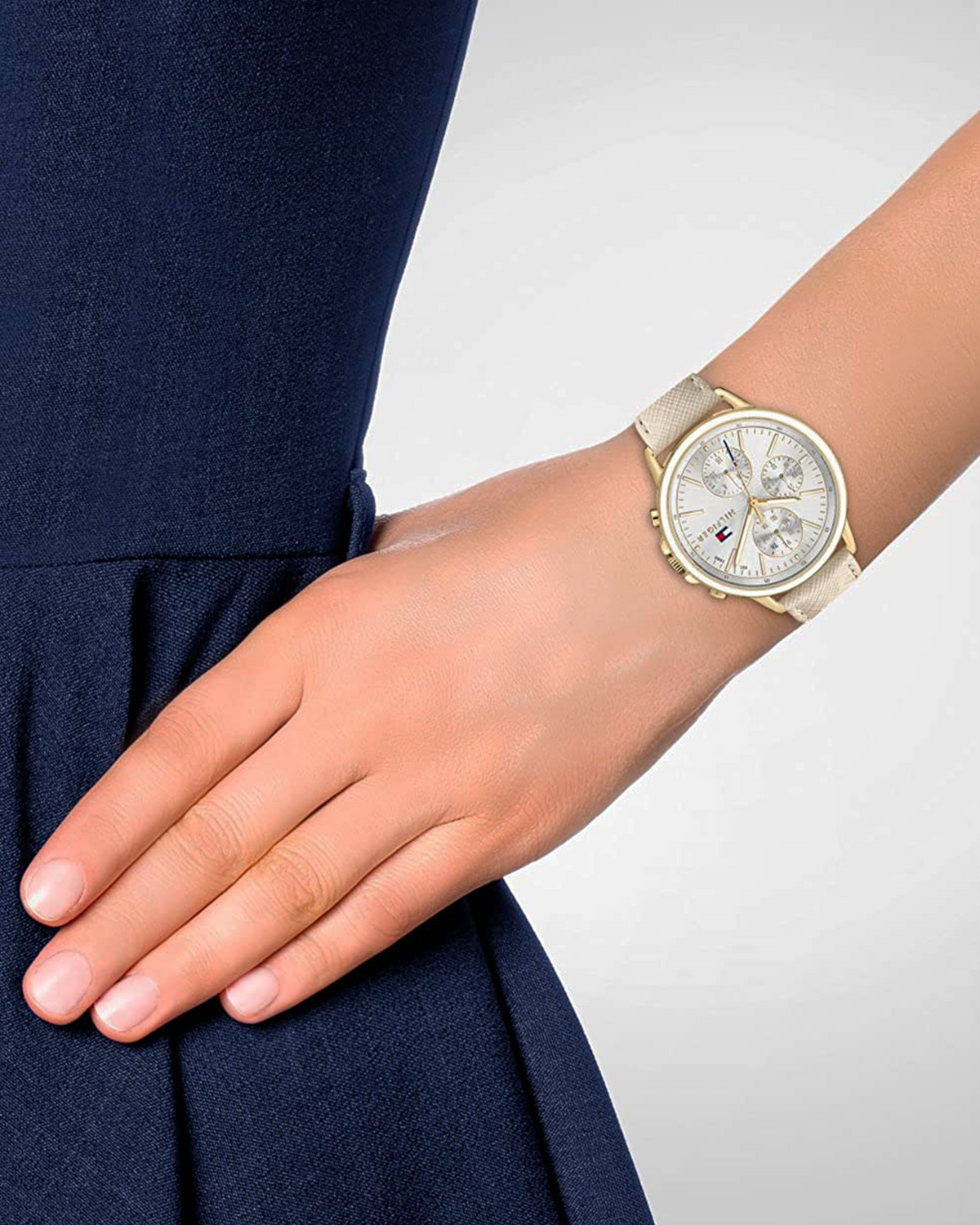 Tommy Hilfiger Carly 1781789 rose-gold watch - close-up