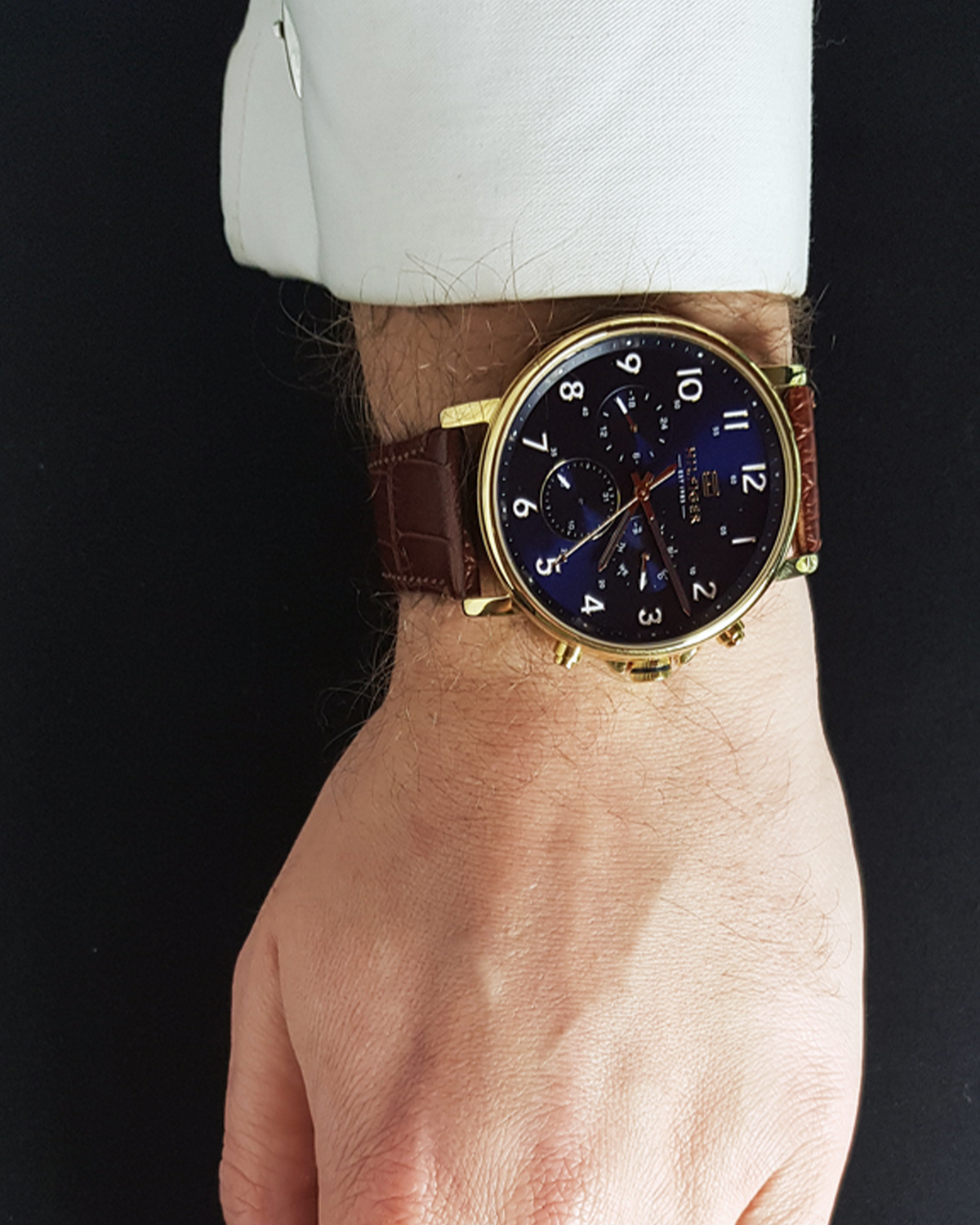 Tommy Hilfiger Daniel 1710380 watch case back detail