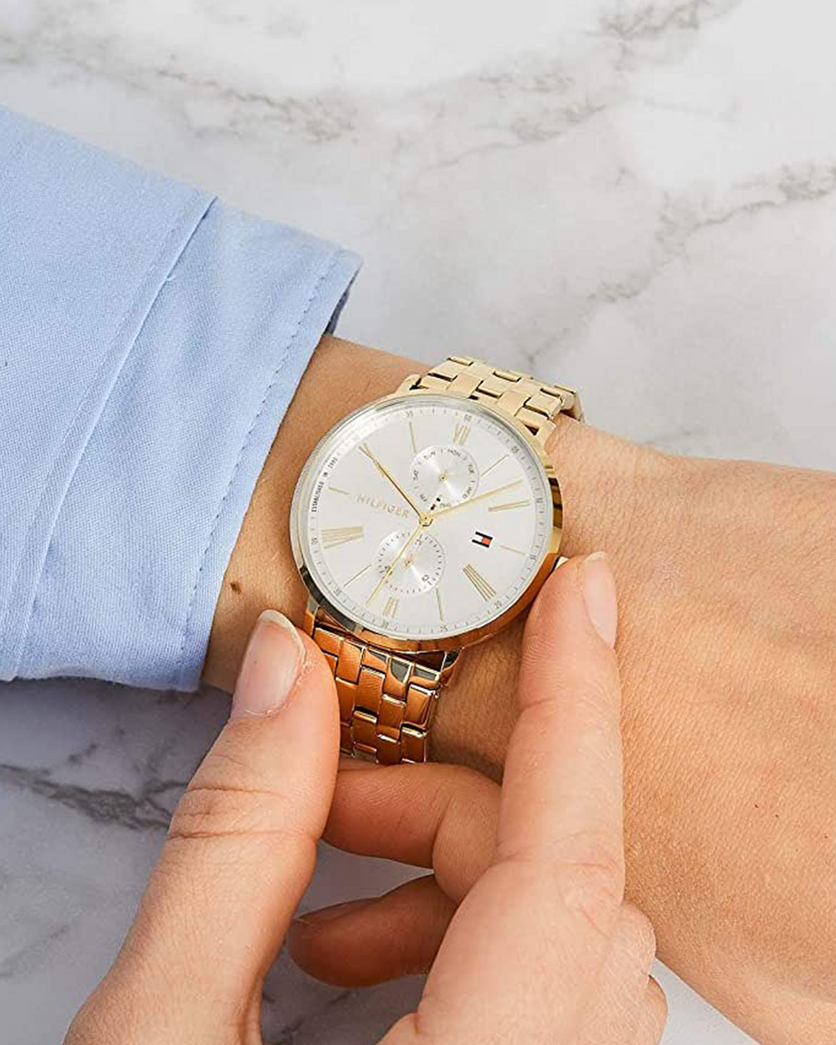 Tommy Hilfiger Jenna 1782069 stainless steel watch with silver dial
