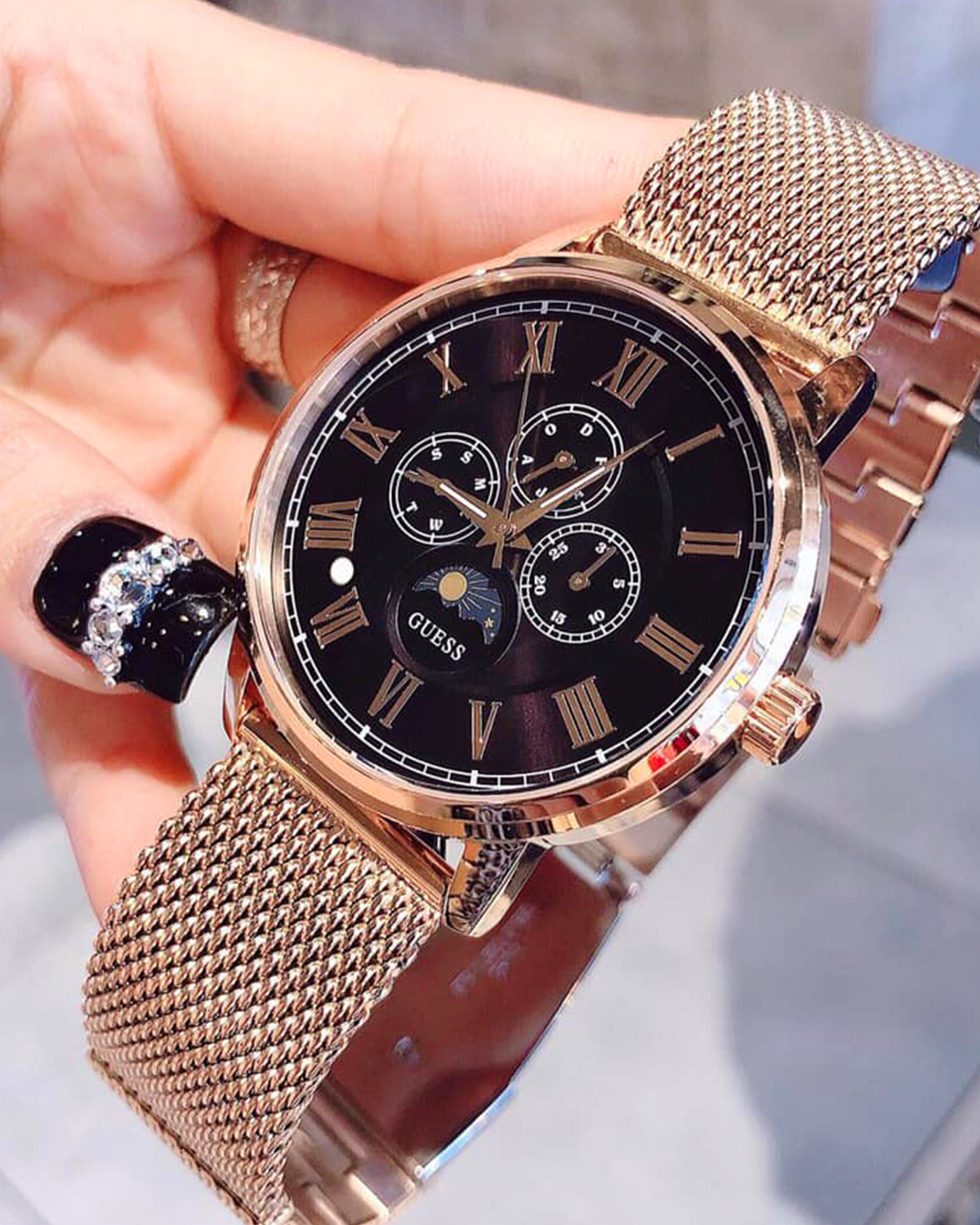 Guess Watch W0871G5 (44mm, Rose Gold-Tone)