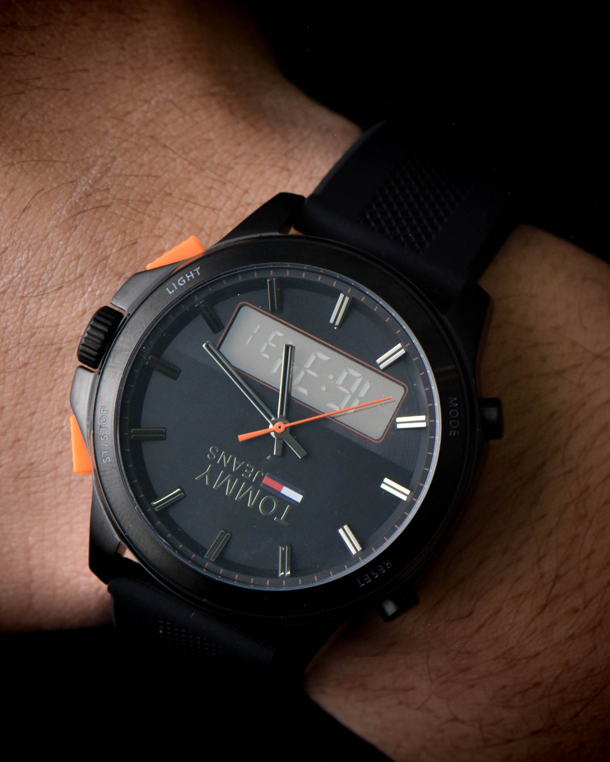 Tommy Hilfiger 1791763 analog-digital quartz watch - detail view